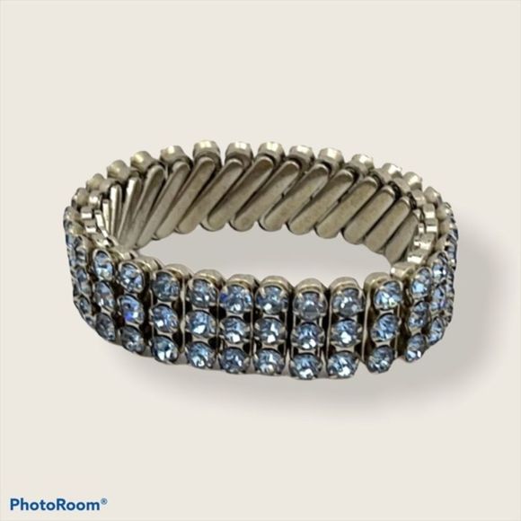 Vintage Jewelry - Vintage blue shimmering bracelet